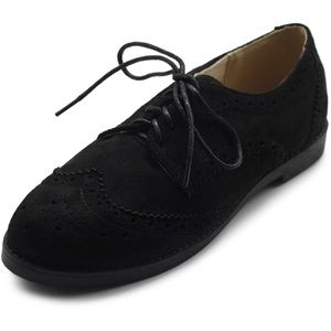 Oxford style shoe
